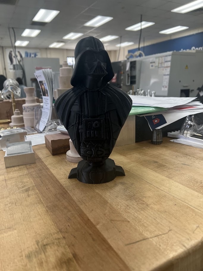 Southeastern Randolph Middle School students toured Davidson Davie Community College to learn about various opportunities in dental assisting, cosmetology, zoo and aquarium programs, and other health related fields. Students learned about the college and career promise courses available in high school and early college opportunities starting in 9th grade. Students had a chance to explore the gym and fitness center that are available to all students.