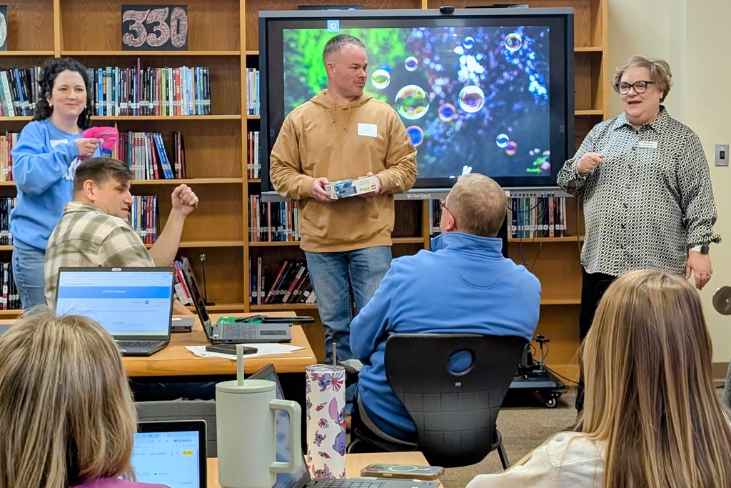 RCSS AP teachers get ready for second semester with professional development