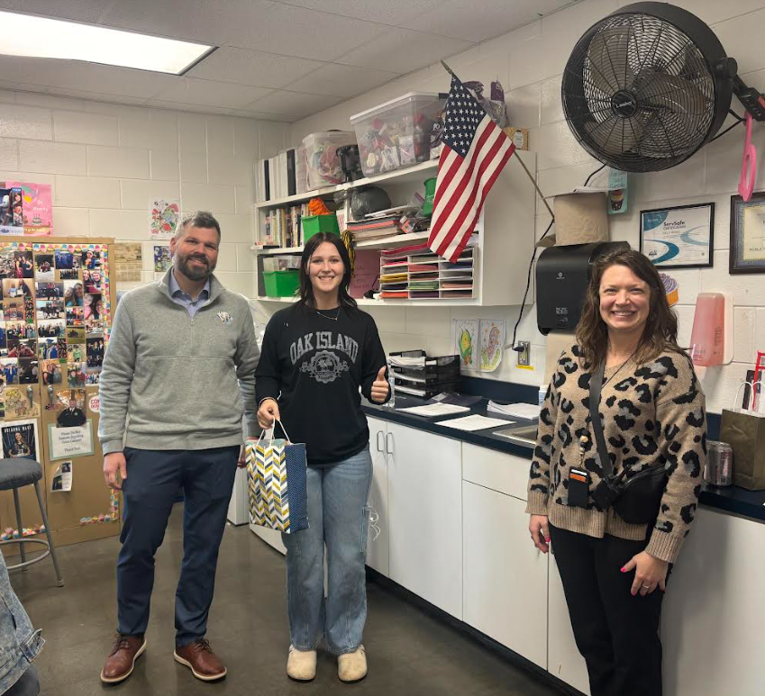 We are excited to recognize our Star Student, Bailey Newman and Star Employee, Mr. Samuel Colli for their outstanding efforts and dedication. Both continue to lead by example through hard work, positivity, and determination. Their contributions make a meaningful difference, and we are proud to celebrate their achievements. Please join us in congratulating them on this well-deserved recognition! 👏