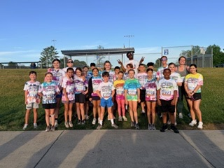 The Liberty Elementary Run Club wrapped up an incredible season at the Run 5 Feed 5 race at Creekside Park! Our runners gave their very best effort, and we could not be more proud of each and every one of them. 