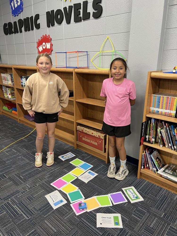 3rd -5th grade students use Indi cars on Earth day