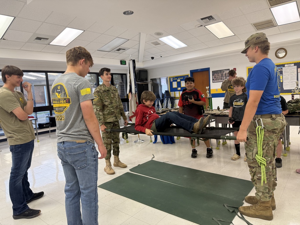 Last week, 5th graders from Tabernacle visited SWR High School's Career and Technical Education classes. They participated in some really cool activities!