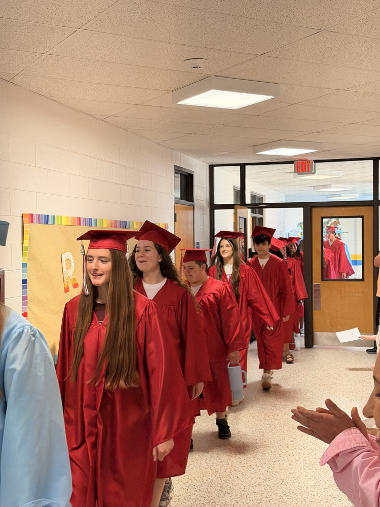 Congrats to the 2026 seniors from Wheatmore and Trinity! They enjoyed walking the halls of their elementary school today! Once a Lion, always a Lion! 🦁
