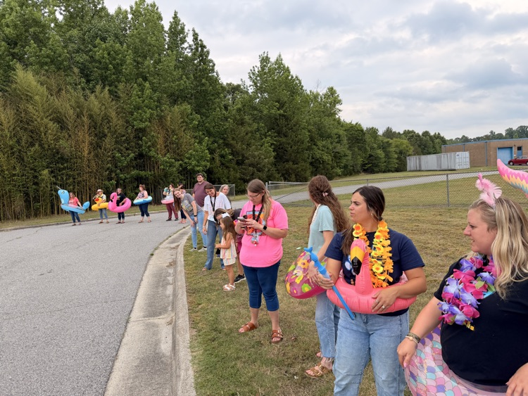 What a fun filled last day of school! Thank you for an amazing year! 🏝️ ☀️ 🐚 😎