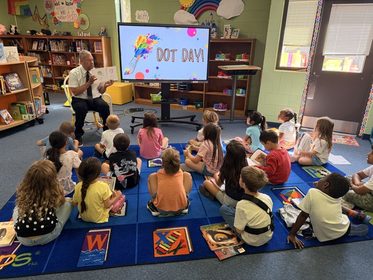 Happy Dot Day! Our students and staff are collaborating to make a beautiful school mural!  We have had a great time gaining confidence in ourselves and in our creativity!