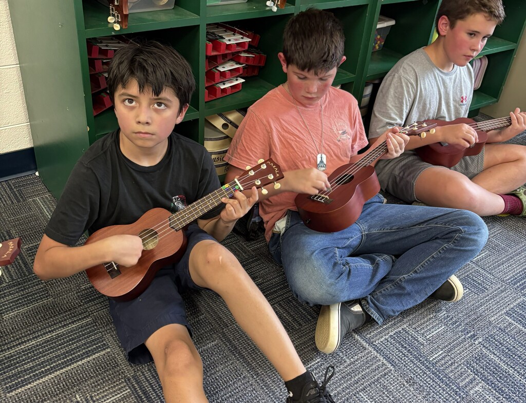 Fifth Grade Students are learning to play the Ukulele in music class this week. You should hear how well they are doing! A big thank you to Mrs. Briles for taking the time to provide this wonderful opportunity to our students. 