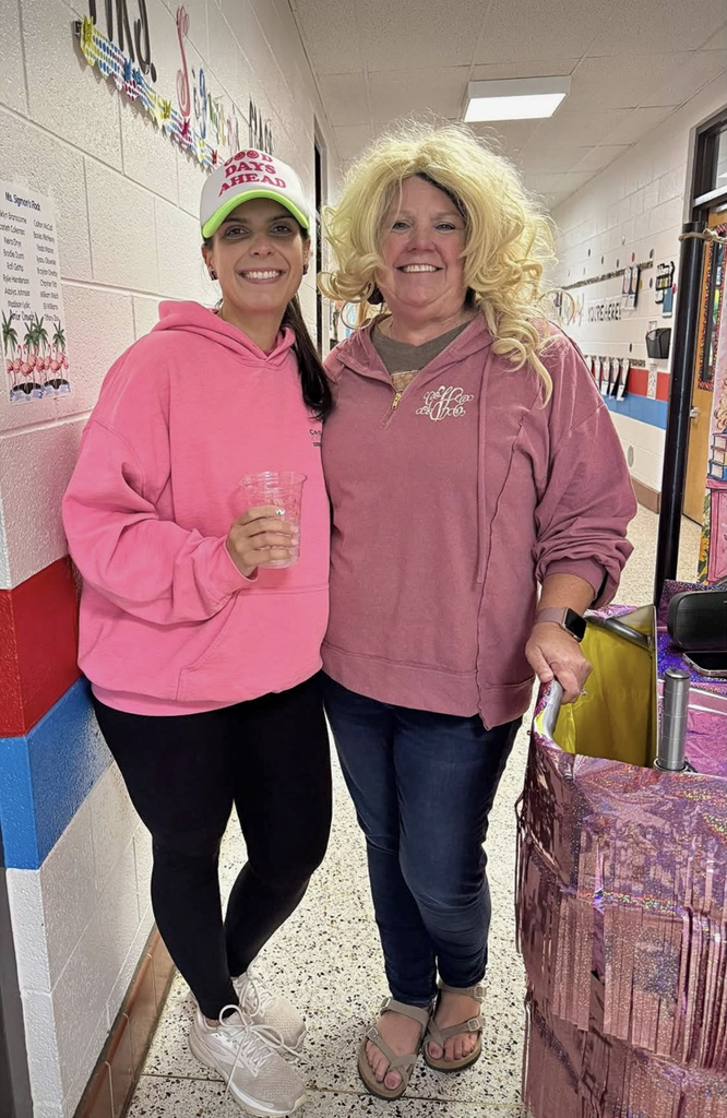 Our Sunshine Committee ☀️ spoiled the teachers today with cups of ambition on 9 to 5 Day!