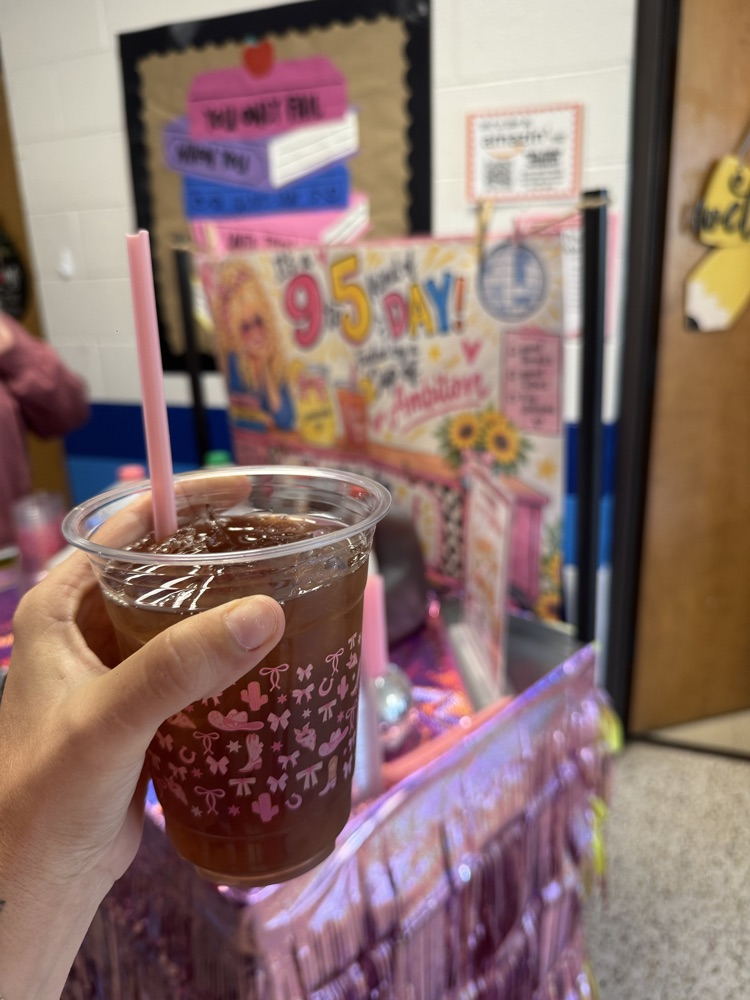 Our Sunshine Committee ☀️ spoiled the teachers today with cups of ambition on 9 to 5 Day!