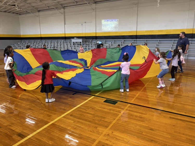 parachute play in the gym