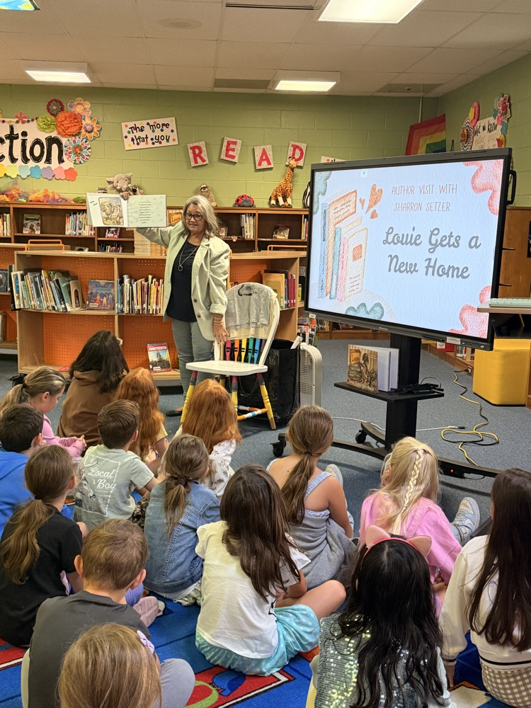 Our K-2 students had a wonderful author visit with Sharron Setzer this morning!  She read her book Louie Gets a New Home and shared all about her dog Louie. 🐶 📕 