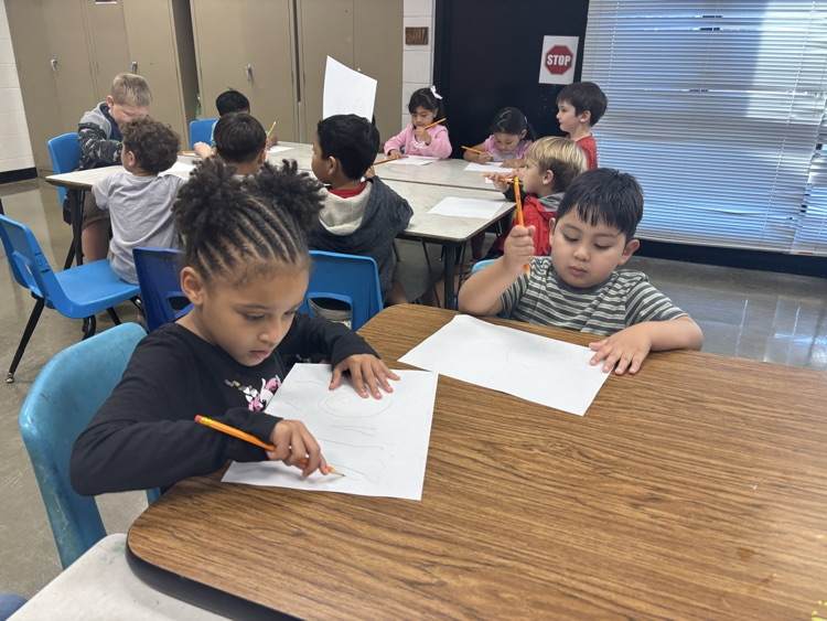 student artist in art class
