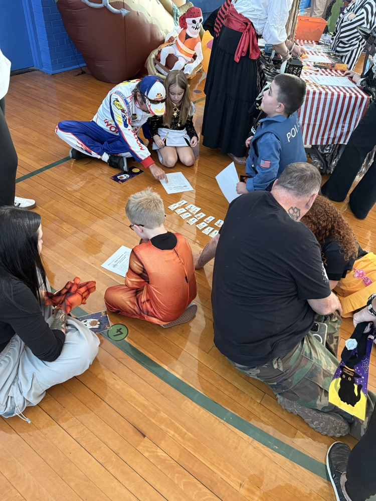 Our Literacy Night and Annual Title 1 Meeting were a tremendous success. Thank you to our families and students for coming out and dressing up. Reading isn't scary; it's fun!