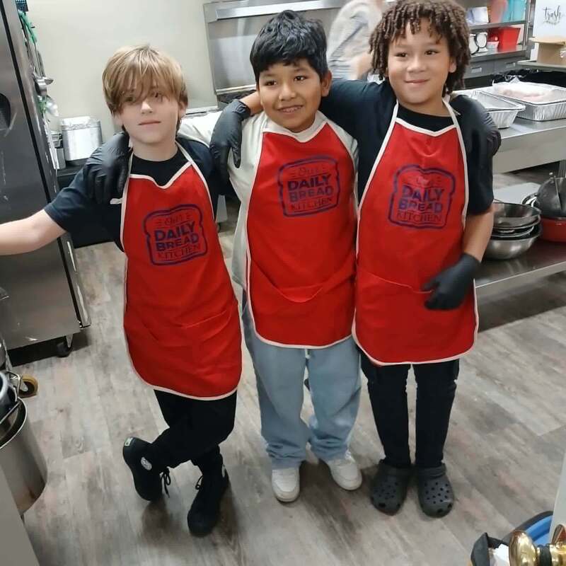 SERMS Students Serve Up Kindness at Our Daily Bread Kitchen