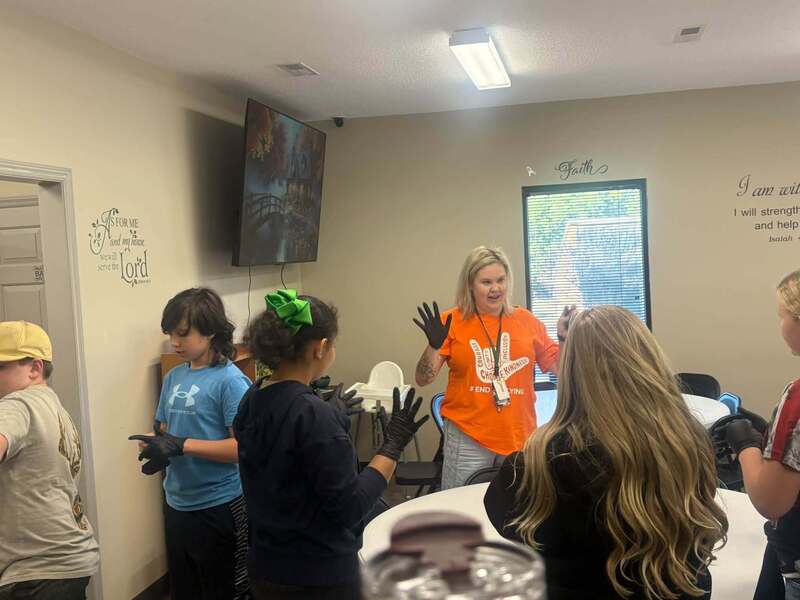 SERMS Students Serve Up Kindness at Our Daily Bread Kitchen