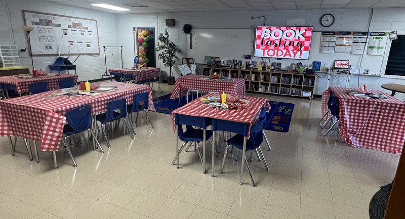 Liberty Students Discover New Reads at Book Tasting Event