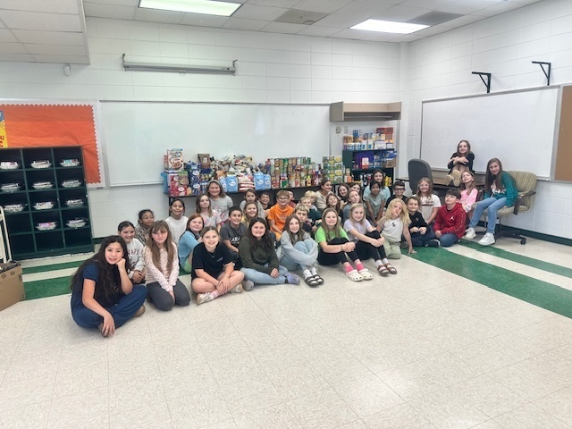 Farmer Elementary Collects 1,000+ Items for Local Food Pantry and Soup Kitchen