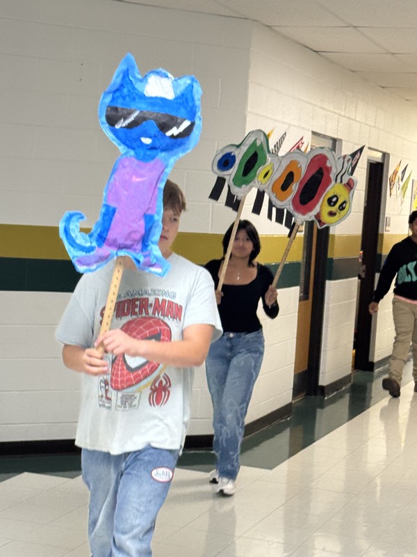 SERMS Art Students Bring Macy’s Parade Spirit to the Hallways