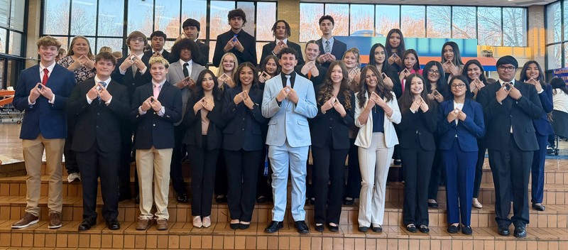 RHS DECA Shines at NC Districts with Six Placements and Platinum Status