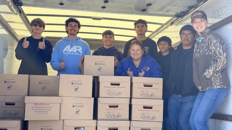Randleman High School DECA Serves Community at Easter for Thousands Event