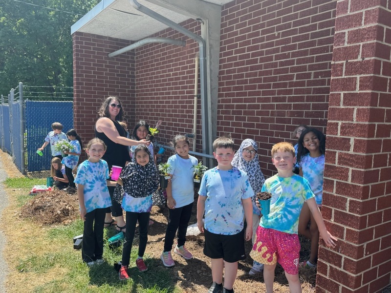 Second grade students on Earth Day.