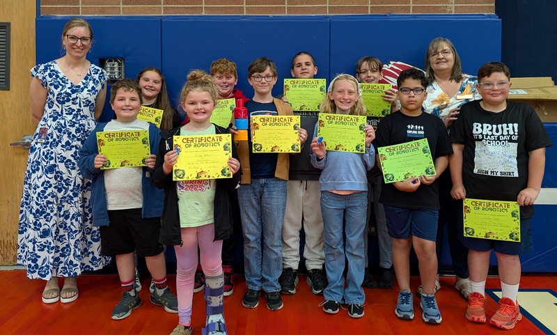 NSE Students with awards