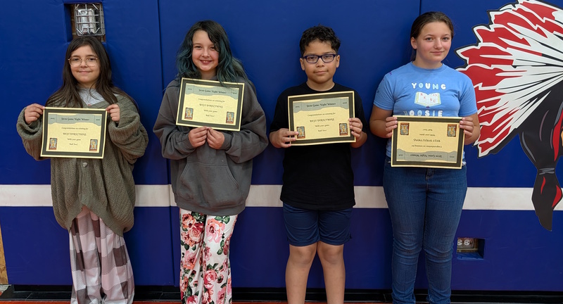 NSE Students with awards