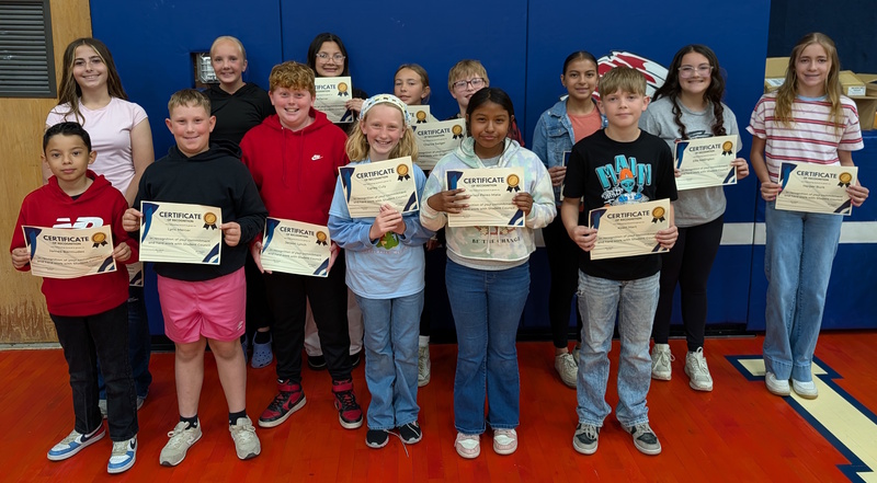NSE Students with awards