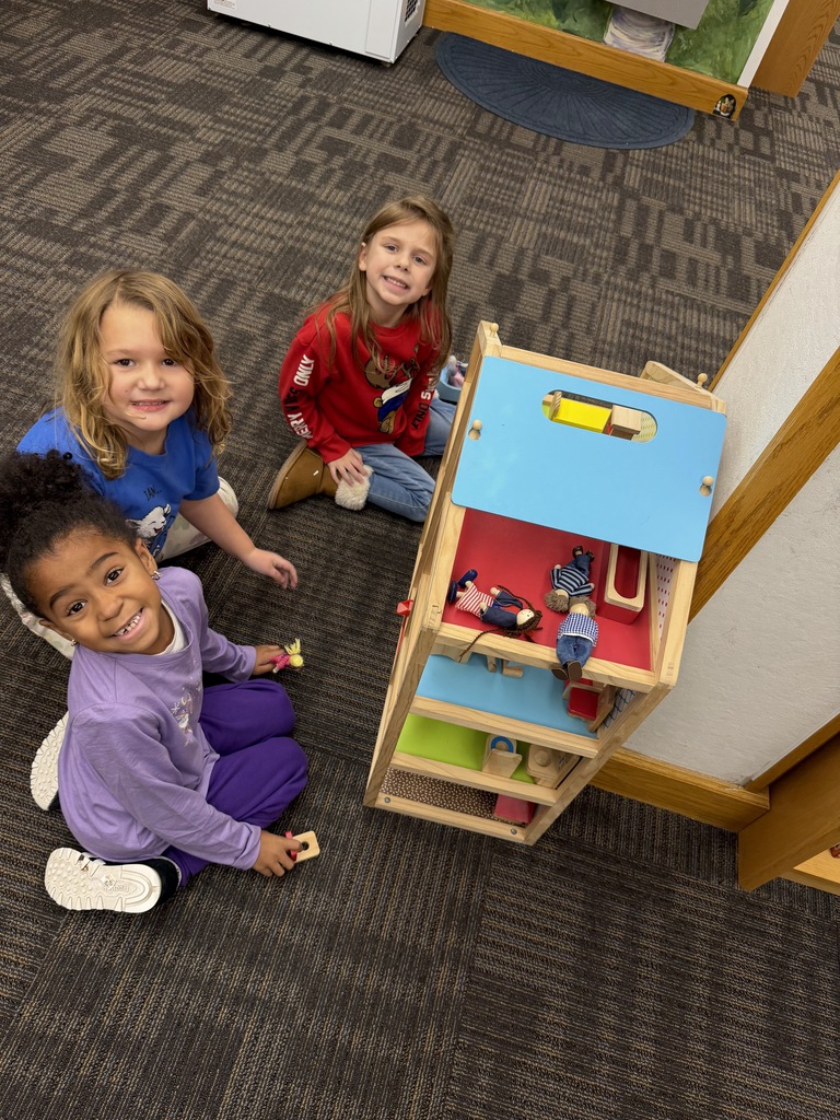 kindergarteners are exploring, discovering, and learning through play