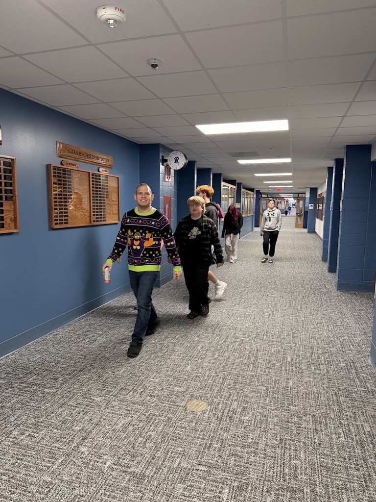 Mr. Frias and Mrs. Rogers, our high school and middle school counselors, recently teamed up to meet with our 8th graders to discuss the elective classes that will be available to them during their freshman year.
