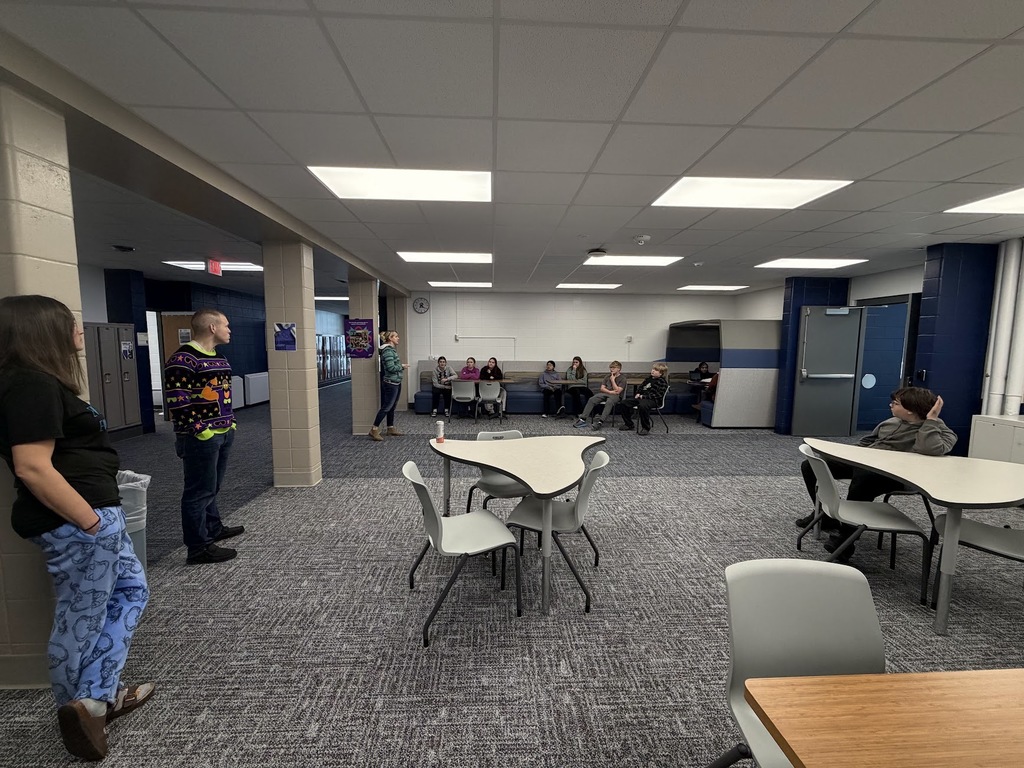 Mr. Frias and Mrs. Rogers, our high school and middle school counselors, recently teamed up to meet with our 8th graders to discuss the elective classes that will be available to them during their freshman year.