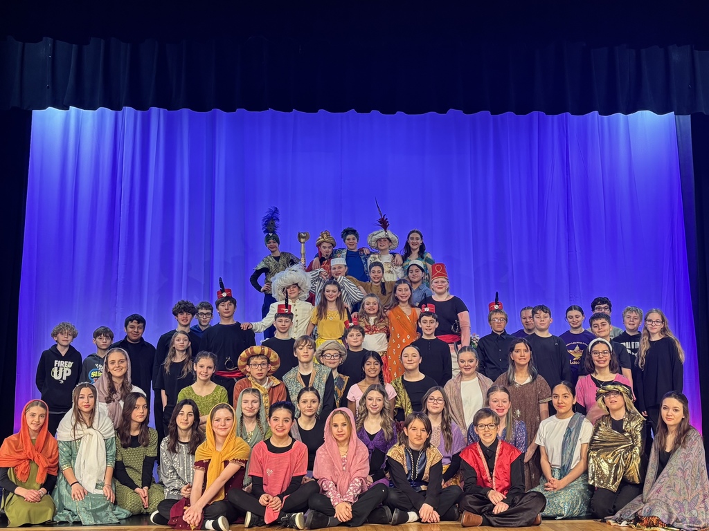 RLMS students Aladdin, Jr.