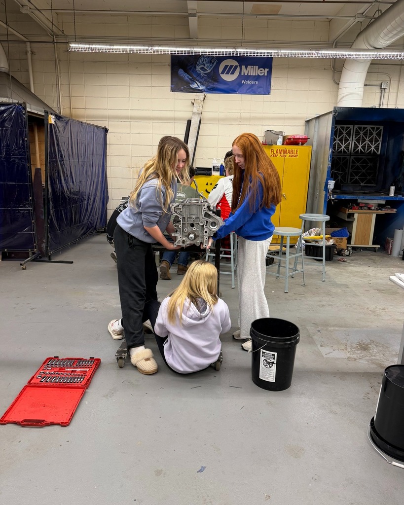 Middle School Auto Smarts, taught by Mr. Ruege