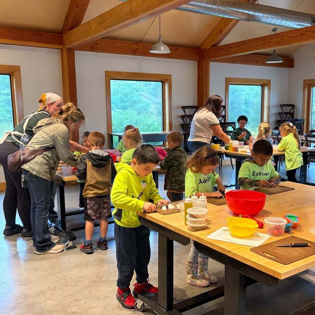 Elementary Students Field Trip To Nourish Farms 