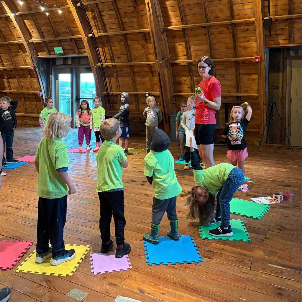 Elementary Students Field Trip To Nourish Farms 