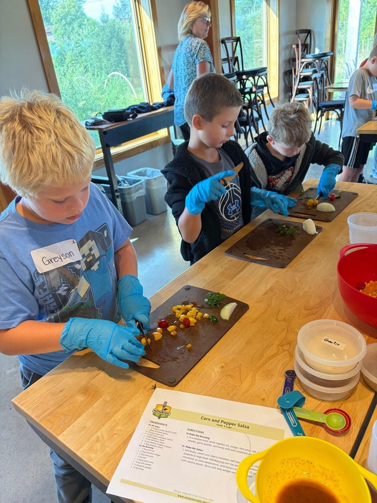 Elementary Students Field Trip To Nourish Farms 
