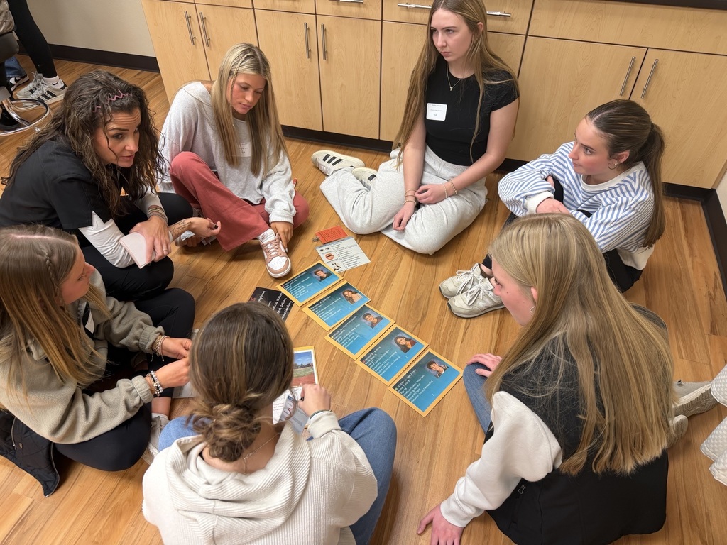 dentistry lab with students