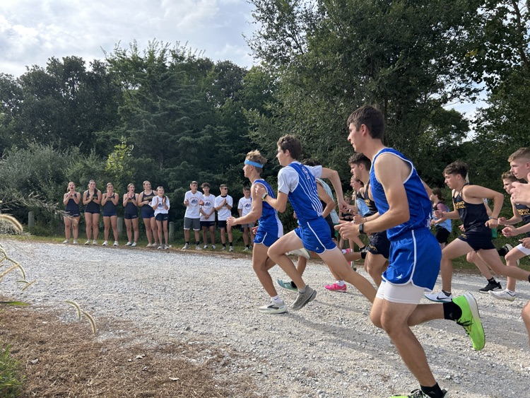 Boys race start