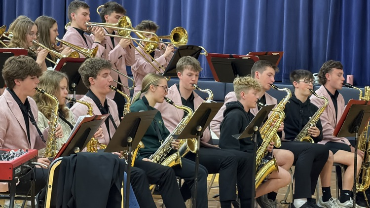 Lincoln Christian Tour