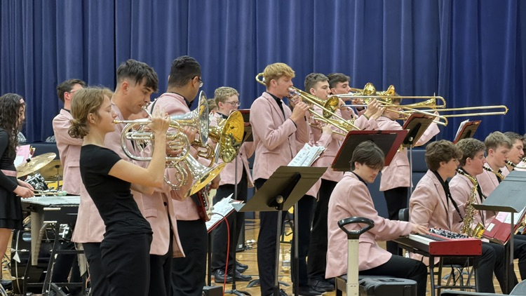 Lincoln Christian Tour