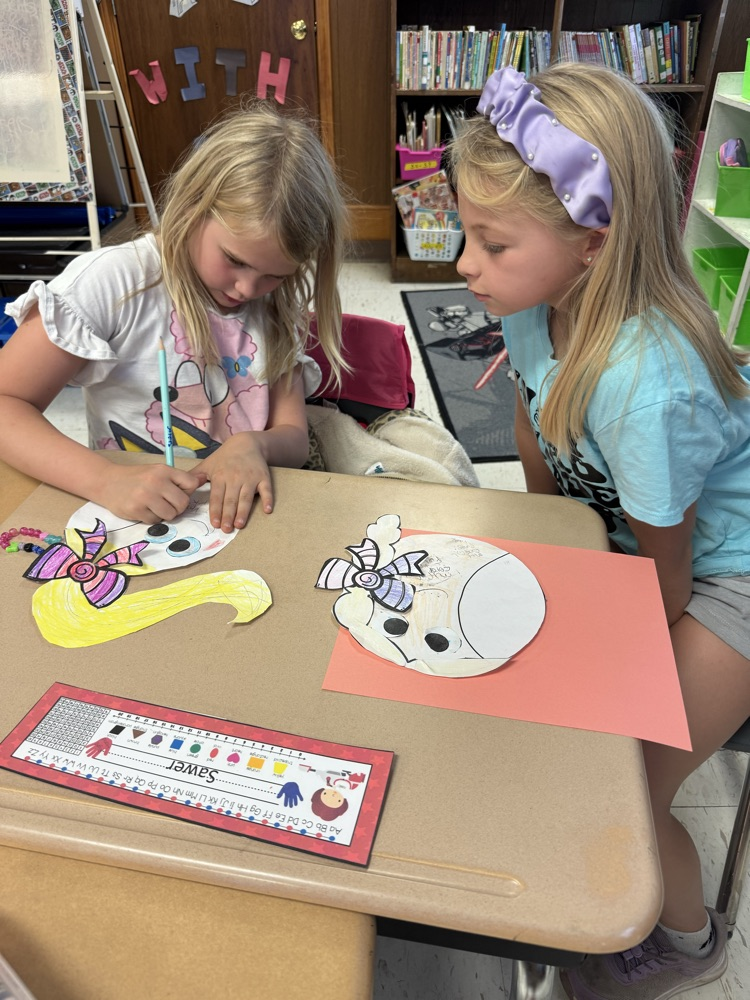 Working together making our Friend-Diagram!