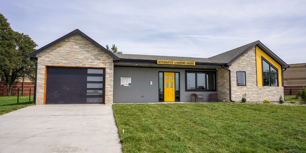ILH Exterior
