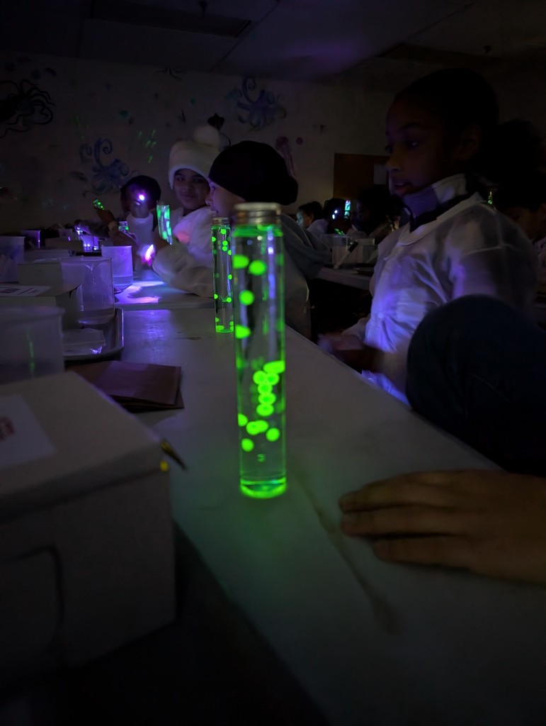 glowing science experiment