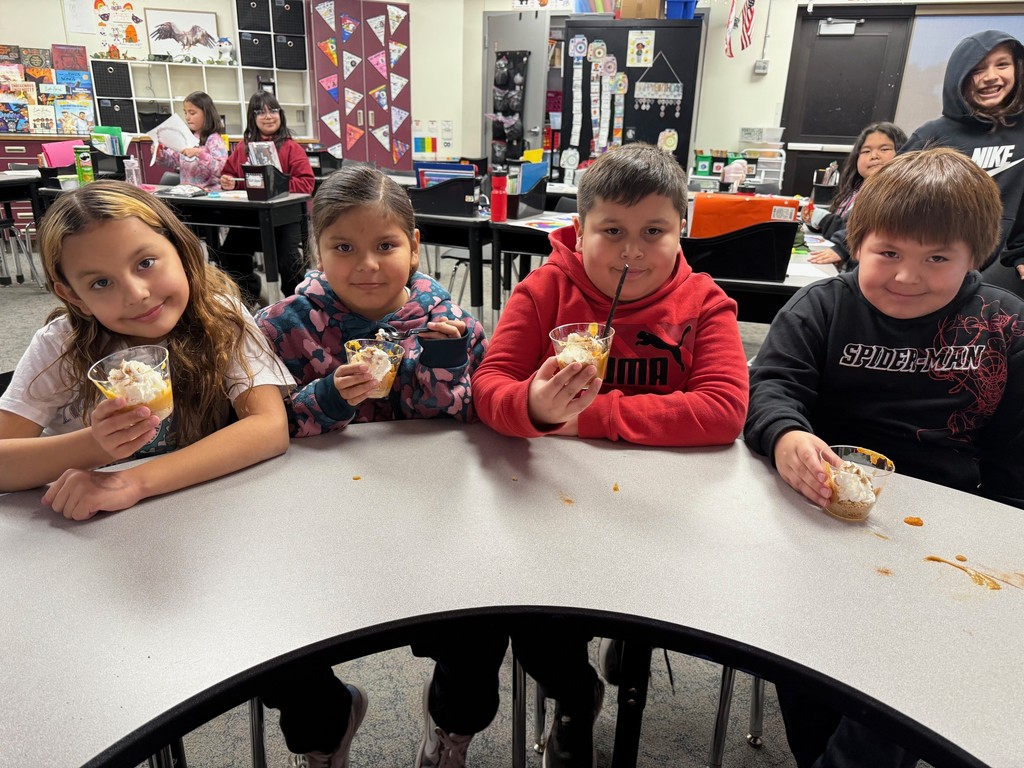 Ms. Follis’ 3rd graders learned about measuring and did a little cooking to make pumpkin pie in a cup for a Thanksgiving treat! 