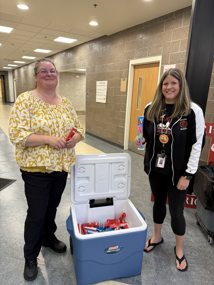 principals Stephanie Amberg and Amanda Norman with popsicles!