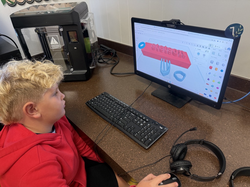 2nd Grade 3D printing