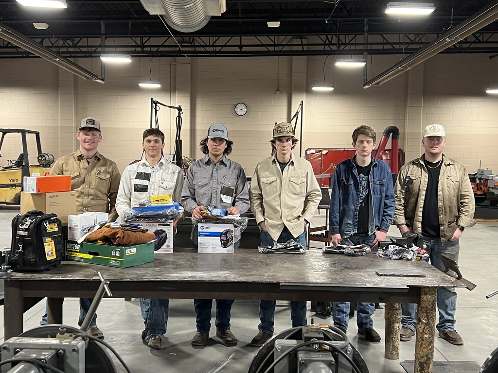 High School winners with prizes