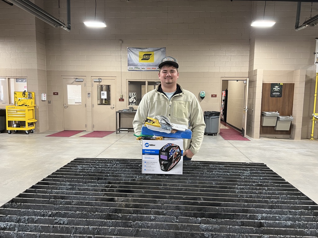 Grayson Brooksher with prizes