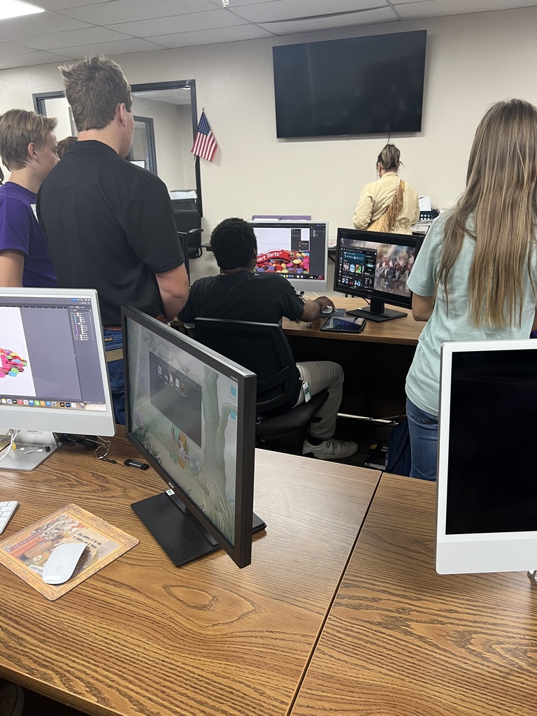 Sophomore Tours-Graphic Design