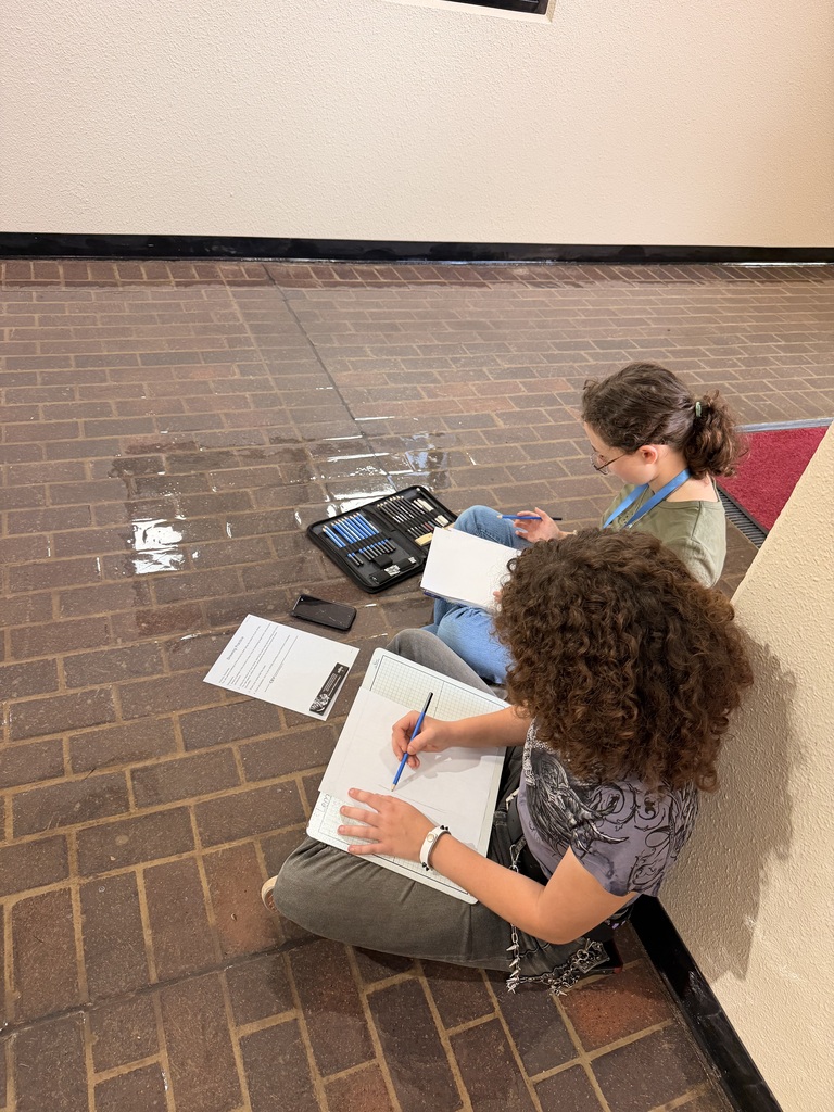 GDDM Students-Perspective Sketching