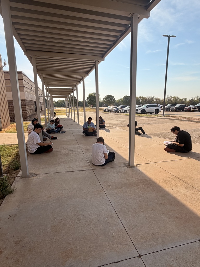 GDDM Students-Perspective Sketching